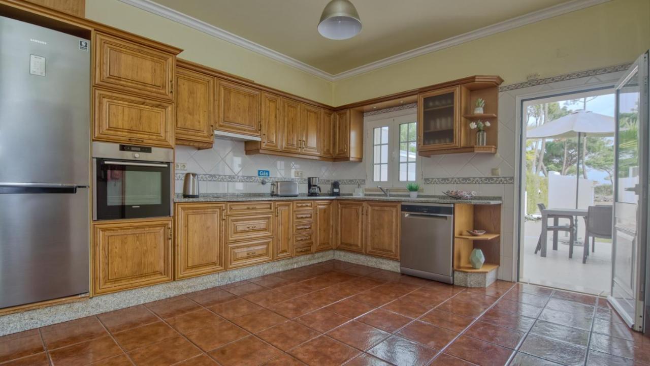 8-Bed Villa In Vilamoura-Sleeps-Playground-Pool Exterior foto